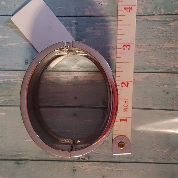 🌻NEW CALVIN KLEIN Faux Leather Cuff Bracelet - Picture 5 of 6